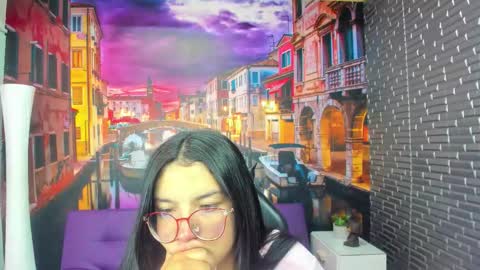 Mariana Torres online show from March 17, 1:36 pm