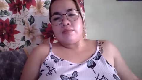 Lovewella online show from October 25, 4:09 am