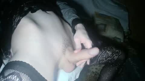Snapshot of small_dick87 chatting on May 15, 11:01 pm Cindy online show from May 15, 11:01 pm