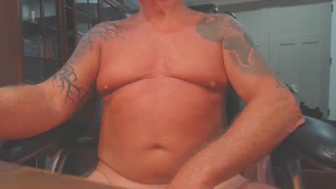 Snapshot of smallercockfun chatting on October 18, 1:01 pm smallercockfun online show from October 18, 1:01 pm