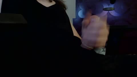 smalllildik online show from September 22, 4:03 am