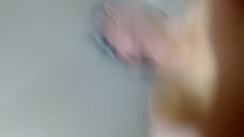 Snapshot of smallmalelass chatting on January 4, 3:49 pm smallmalelass online show from January 4, 3:49 pm