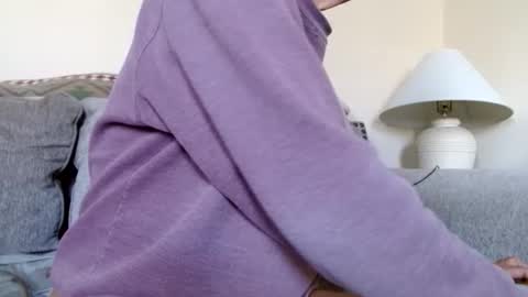 Snapshot of smallmalelass chatting on February 27, 4:53 pm smallmalelass online show from February 27, 4:53 pm