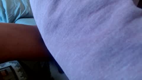 Snapshot of smallmalelass chatting on March 6, 4:28 pm smallmalelass online show from March 6, 4:28 pm