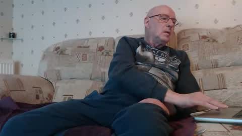 Steve online show from March 30, 7:04 pm