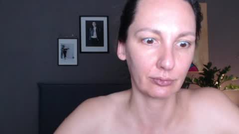 Snapshot of smalltittsbigsoul chatting on July 11, 5:37 pm Anna no bbbbybybbabebyy just Anna. And dont call me mom please. online show from July 11, 5:37 pm