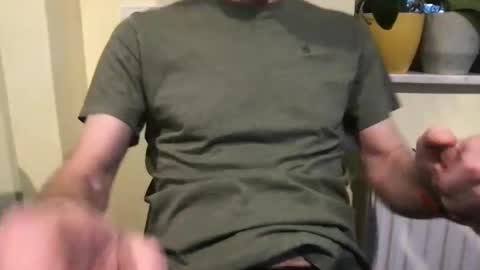 Snapshot of smart_sex69 chatting on April 9, 5:18 pm smart_sex69 online show from April 9, 5:18 pm