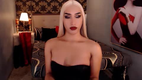 smasherqueen online show from February 16, 7:54 pm