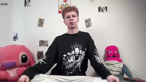 Snapshot of smcompany02 chatting on March 17, 4:50 am CactusGnom online show from March 17, 4:50 am