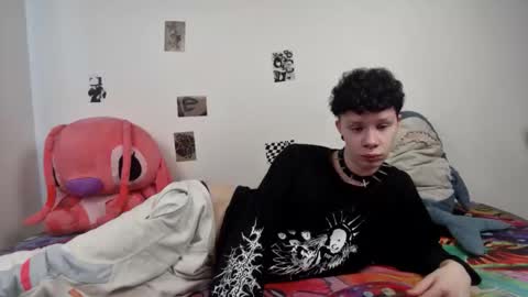 Snapshot of smcompany02 chatting on April 8, 8:03 am CactusGnom online show from April 8, 8:03 am