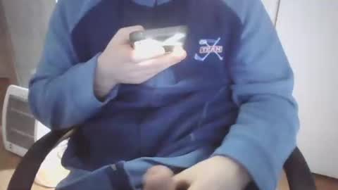 Snapshot of smeldick chatting on March 19, 5:17 pm smeldick online show from March 19, 5:17 pm