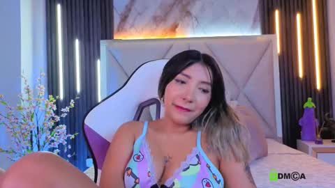 smile__1 online show from November 21, 12:48 pm