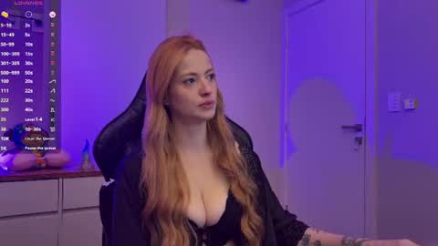 Emily Burns online show from July 7, 6:12 pm
