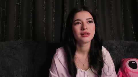 Snapshot of smilesviktoria chatting on June 22, 9:45 pm Victoria online show from June 22, 9:45 pm