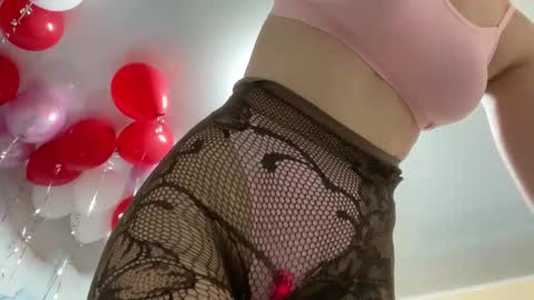 smiling_riddle online show from February 16, 2:00 pm