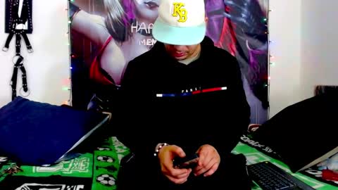 dani online show from April 29, 2:59 am