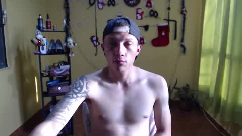 Snapshot of smith_lechosoxxx chatting on December 4, 10:07 pm smith_lechosoxxx online show from December 4, 10:07 pm