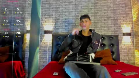 Snapshot of smith_luxe chatting on April 25, 7:11 pm Smith online show from April 25, 7:11 pm
