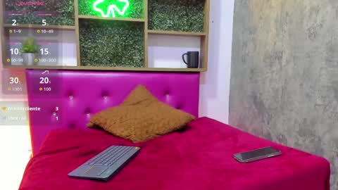 Snapshot of smith_luxe chatting on April 30, 8:57 pm Smith online show from April 30, 8:57 pm