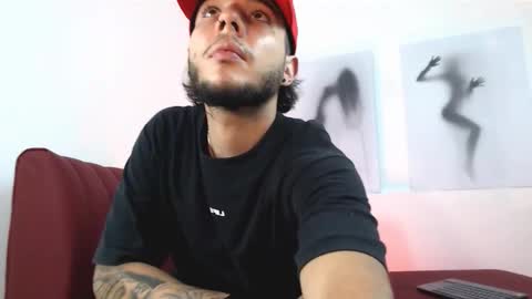 777 online show from March 3, 11:32 pm