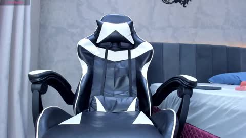 Snapshot of smithwatson2 chatting on March 3, 9:59 pm Smith Watson online show from March 3, 9:59 pm