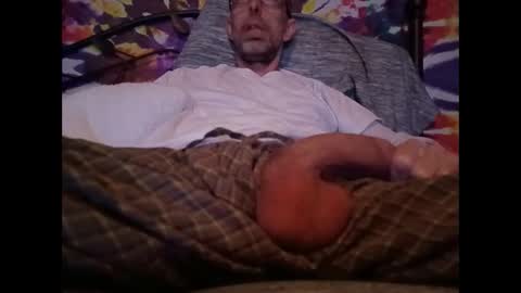 Snapshot of smkforme chatting on November 9, 3:49 am smoke-4-me online show from November 9, 3:49 am