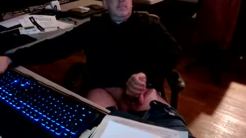 Snapshot of smly chatting on November 18, 11:37 pm smly online show from November 18, 11:37 pm