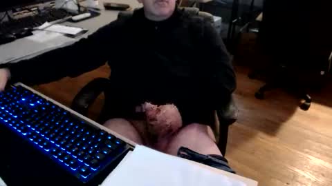 Snapshot of smly chatting on December 5, 8:38 pm smly online show from December 5, 8:38 pm