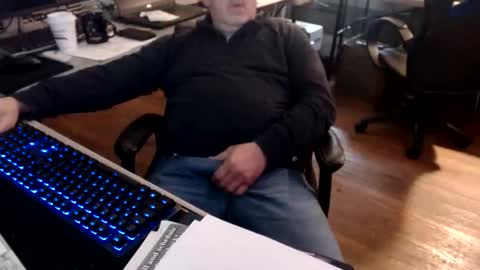 Snapshot of smly chatting on December 21, 7:54 pm smly online show from December 21, 7:54 pm