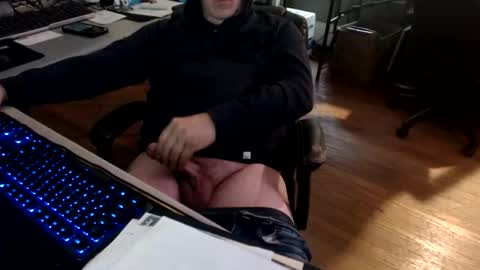 Snapshot of smly chatting on March 6, 6:37 pm smly online show from March 6, 6:37 pm