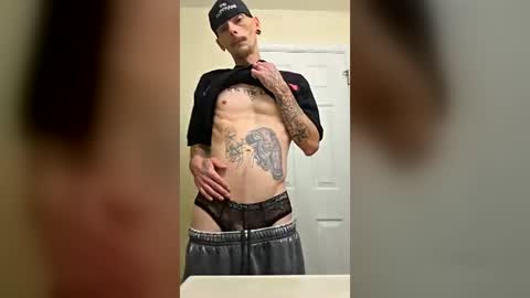 smokebandit420 online show from August 4, 10:34 pm