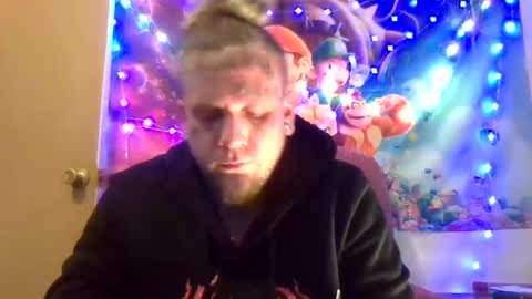 smoke online show from March 12, 1:19 pm