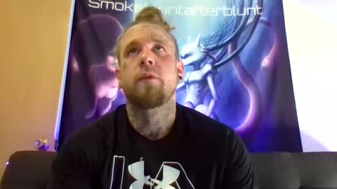 Snapshot of smokebluntafterblunt chatting on May 3, 11:55 pm smoke online show from May 3, 11:55 pm