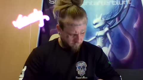 Snapshot of smokebluntafterblunt chatting on May 22, 9:59 am smoke online show from May 22, 9:59 am