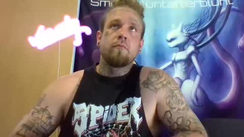 Snapshot of smokebluntafterblunt chatting on May 28, 5:21 pm smoke online show from May 28, 5:21 pm