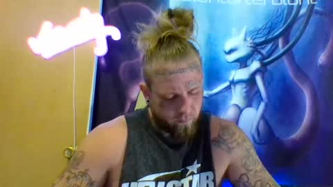 Snapshot of smokebluntafterblunt chatting on June 17, 2:03 am smoke online show from June 17, 2:03 am