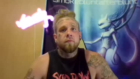 smoke online show from June 19, 1:21 am