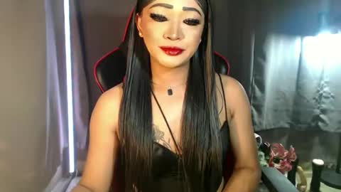 Snapshot of smokeprincess chatting on January 13, 7:41 pm Amanda online show from January 13, 7:41 pm