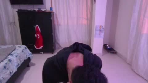 Snapshot of smoker00teddybear chatting on December 21, 8:39 am teddy online show from December 21, 8:39 am