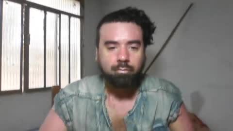 Snapshot of smokers_lounge chatting on July 23, 5:44 pm smokers_lounge online show from July 23, 5:44 pm