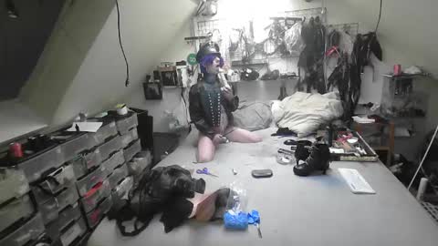 smokeslut365 online show from February 2, 10:06 pm