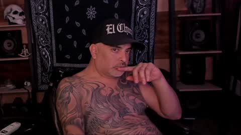 Smokey915 online show from December 25, 6:20 am