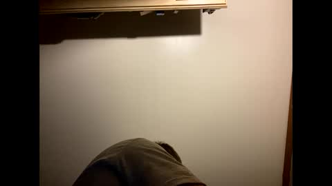 Snapshot of smokeymt420 chatting on January 4, 12:16 pm smokeymt420 online show from January 4, 12:16 pm