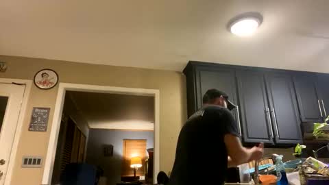 Snapshot of smokeymt420 chatting on February 14, 5:19 am smokeymt420 online show from February 14, 5:19 am