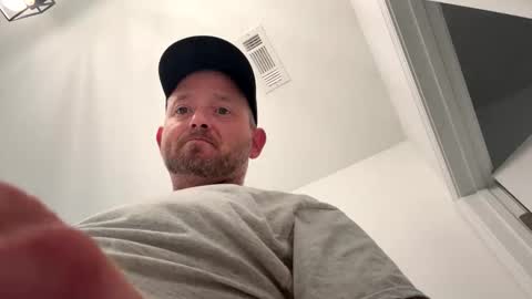 Snapshot of smokeymt420 chatting on September 29, 11:42 pm smokeymt420 online show from September 29, 11:42 pm