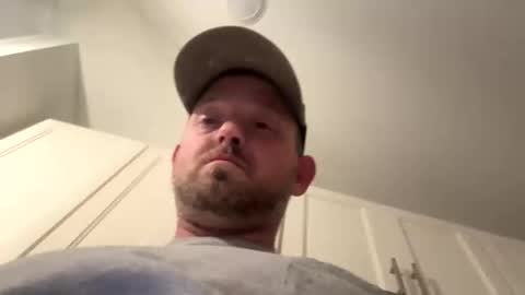 Snapshot of smokeymt420 chatting on October 26, 5:02 am smokeymt420 online show from October 26, 5:02 am