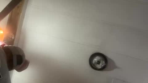 Snapshot of smokeymt420 chatting on November 10, 4:55 am smokeymt420 online show from November 10, 4:55 am