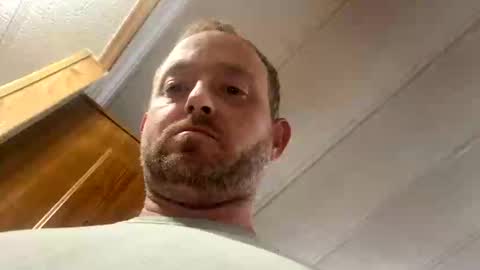 Snapshot of smokeymt420 chatting on November 12, 5:08 am smokeymt420 online show from November 12, 5:08 am