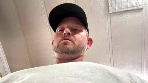 Snapshot of smokeymt420 chatting on November 13, 4:55 am smokeymt420 online show from November 13, 4:55 am