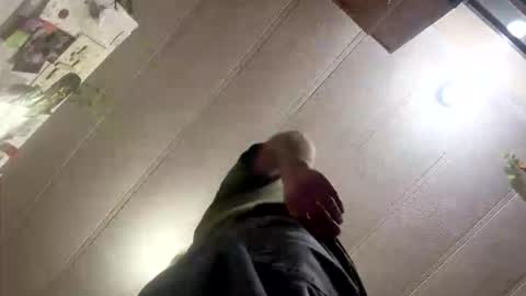 Snapshot of smokeymt420 chatting on December 3, 7:38 am smokeymt420 online show from December 3, 7:38 am